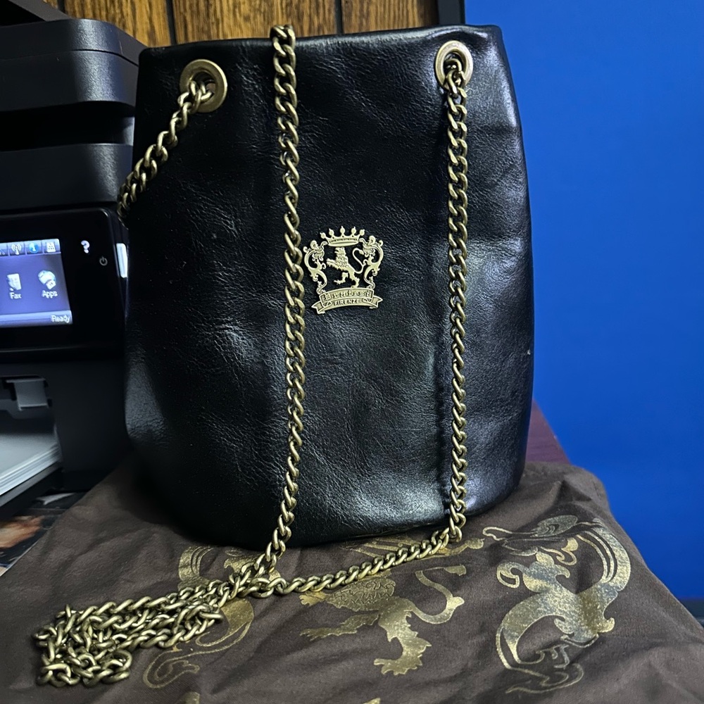 Pre-loved Italian leather bucket bag Pratesi Firenze